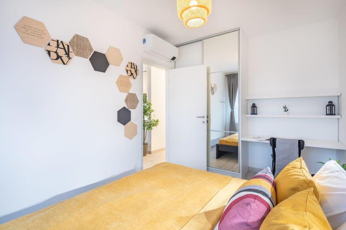 Modern Bright Place With Terrace * Budapest